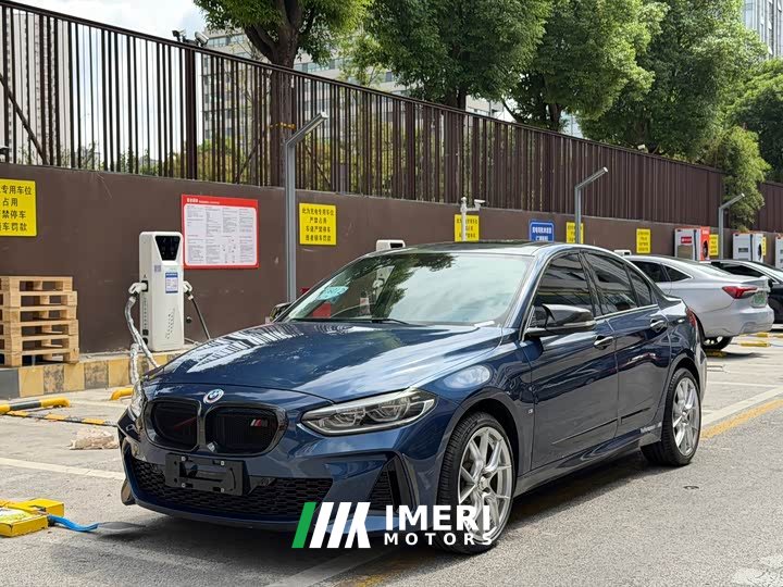BMW 1 Series Facelift 125i M Sport Night Edition - ავტომობილი ჩინეთიდან
