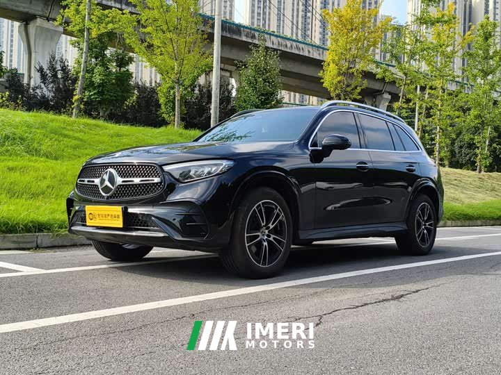 Mercedes-Benz GLC 260 L 4MATIC Luxury