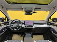 Li Auto ID.6 CROZZ PRO - ფოტო 15