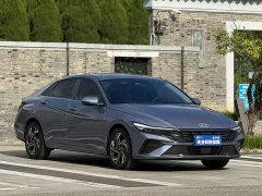 Hyundai Elantra 2023 1.5L CVT Luxury - ფოტო 2