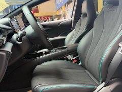 BYD Dolphin Glory Edition 401km Knight Edition - ფოტო 7
