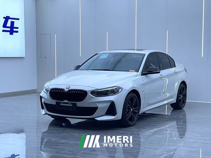 BMW 1 Series 120i M Sport - ავტომობილი ჩინეთიდან