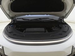Li Auto L7 2023 Pro - ფოტო 16