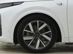 Li Auto L7 2023 Pro - ფოტო 8
