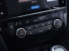 Nissan Qashqai 2.0L CVT XV Smart Comfort Edition - ფოტო 15