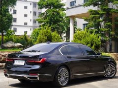 BMW 7 Series 740Li Luxury Edition Premium Package - ფოტო 6
