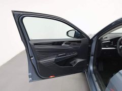 Volkswagen Passat 2023 Facelift 330TSI Elite - ფოტო 8