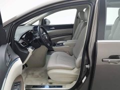 Buick GL8 Land Business Class Smart Edition - ფოტო 10