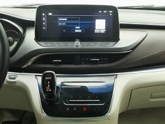 Buick GL8 Land Business Class Smart Edition - ფოტო 12