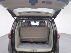 Buick GL8 Land Business Class Smart Edition - ფოტო 16