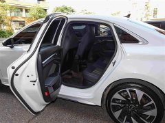 Audi A3 A3L Limousine 35 TFSI Fashion Sport Edition - ფოტო 6