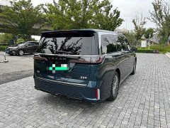 Voyah Lantu Dreamchaser PHEV AWD Excellence Qiankun Edition - ფოტო 9