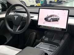 Tesla Model Y Rear-Wheel Drive - ფოტო 7