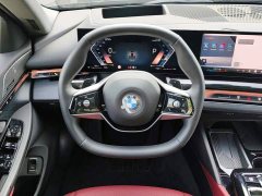 BMW 5 Series 530Li Premier Luxury Package - ფოტო 9
