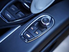 Aston Martin DB11 2020 4.0T V8 Volante - ფოტო 15