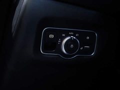 Aston Martin DB11 2020 4.0T V8 Volante - ფოტო 17