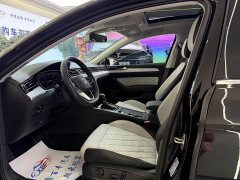 Volkswagen Magotan Facelift II Popular Edition 330TSI DSG Luxury - ფოტო 4