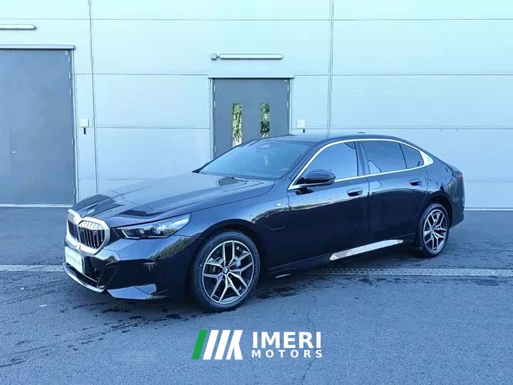 BMW i5 eDrive 35L M Sport Package