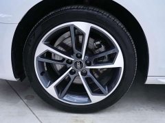 Audi A4L 40 TFSI Fashion Dynamic - ფოტო 9