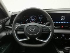 Hyundai Elantra 1.5L CVT Luxury - ფოტო 11