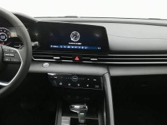 Hyundai Elantra 1.5L CVT Luxury - ფოტო 12