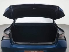 Hyundai Elantra 1.5L CVT Luxury - ფოტო 16