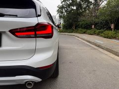 BMW X1 sDrive25Li Leading Edition - ფოტო 9