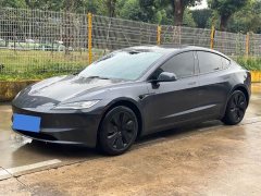 Tesla Model 3 Rear-Wheel Drive - ფოტო 1