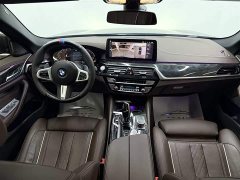 BMW 5 Series Facelift 530Li Luxury M Sport Package - ფოტო 14