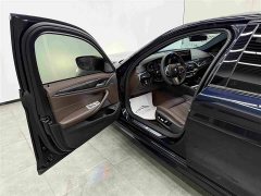 BMW 5 Series Facelift 530Li Luxury M Sport Package - ფოტო 5