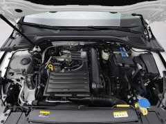 Volkswagen Golf 200TSI DSG Pro - ფოტო 6
