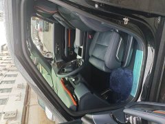 Zeekr Geely Zeekr 9X 2025 Obsidian Black 70kWh Six-Seater - ფოტო 4