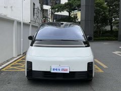 Li Auto MEGA Home Family Edition - ფოტო 2