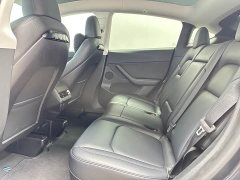 Tesla Model Y Rear-Wheel Drive - ფოტო 8