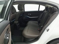 BMW 3 Series Facelift 320Li M Sport Package - ფოტო 15