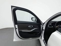 BMW 3 Series Facelift 320Li M Sport Package - ფოტო 8