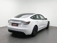 Tesla Model 3 Rear-Wheel Drive - ფოტო 2