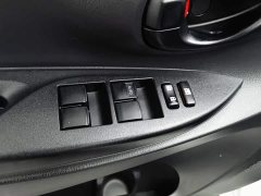 Toyota Yaris L 2020 1.5L CVT Leading Edition - ფოტო 9