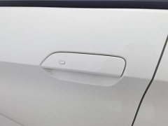 BYD Dolphin Smart Drive 410km Fashion Edition - ფოტო 18