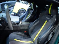 Aston Martin V8 Vantage 4.0T V8 F1 Edition Coupe - ფოტო 11