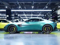 Aston Martin V8 Vantage 4.0T V8 F1 Edition Coupe - ფოტო 3