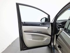 Buick GL8 2021 Land Business Class 652T Comfort - ფოტო 8