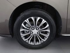 Buick GL8 Land Business Class Comfort Edition - ფოტო 17
