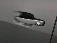 Buick GL8 Land Business Class Comfort Edition - ფოტო 18