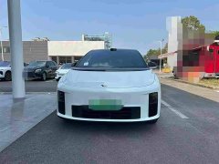 Li Auto i6 Four-Wheel Drive Standard Edition - ფოტო 2