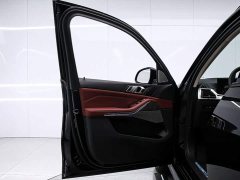 BMW X5 xDrive 30Li M Sport Luxury Night Edition Package - ფოტო 12