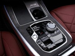 BMW X5 xDrive 30Li M Sport Luxury Night Edition Package - ფოტო 9