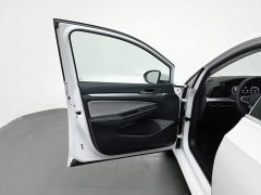 Volkswagen Golf Facelift 300TSI Pro - ფოტო 8