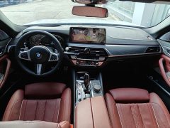 BMW 5 Series 530Li Luxury M Sport Package - ფოტო 9