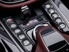 Aston Martin DBX 2022 4.0T V8 - ფოტო 11